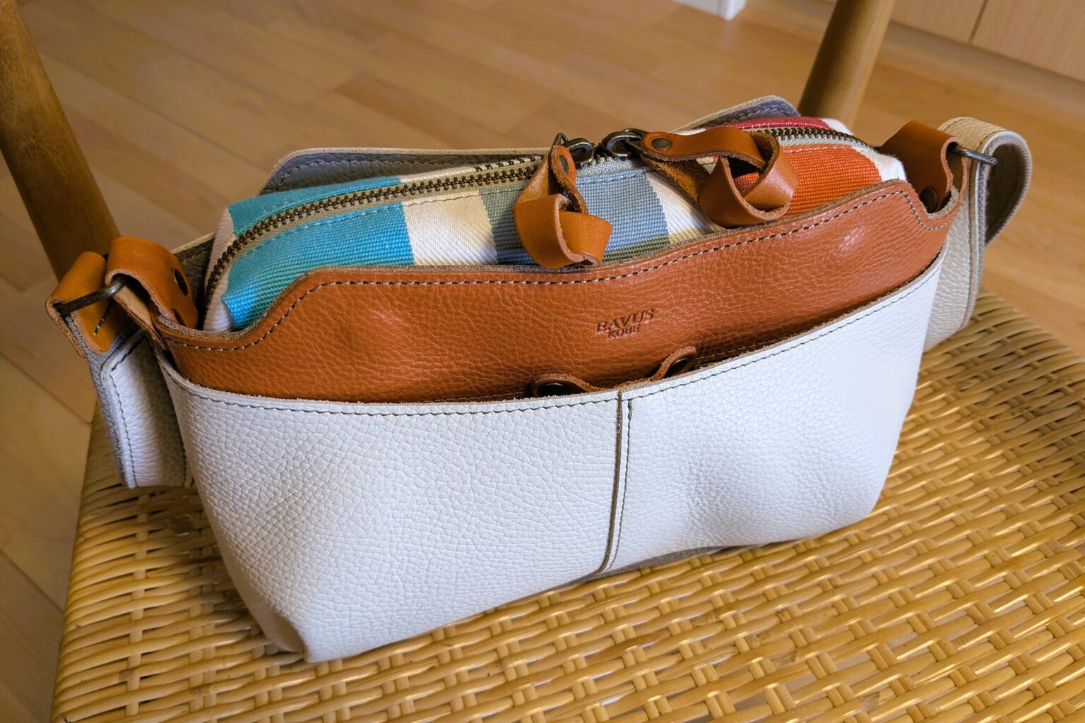 神戸で出会ったお気に入りバッグ「EAVUS（アヴース）」｜一点ものの魅力をご紹介